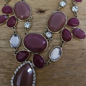 Elegant Gold and Pink Statement Necklace